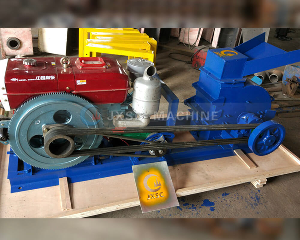 Concasseur à marteaux à entraînement diesel